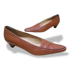 ⭐️ Vintage Robert Clergerie Kitten Heel Pointed Toe Pump - Scotch sz 7.5